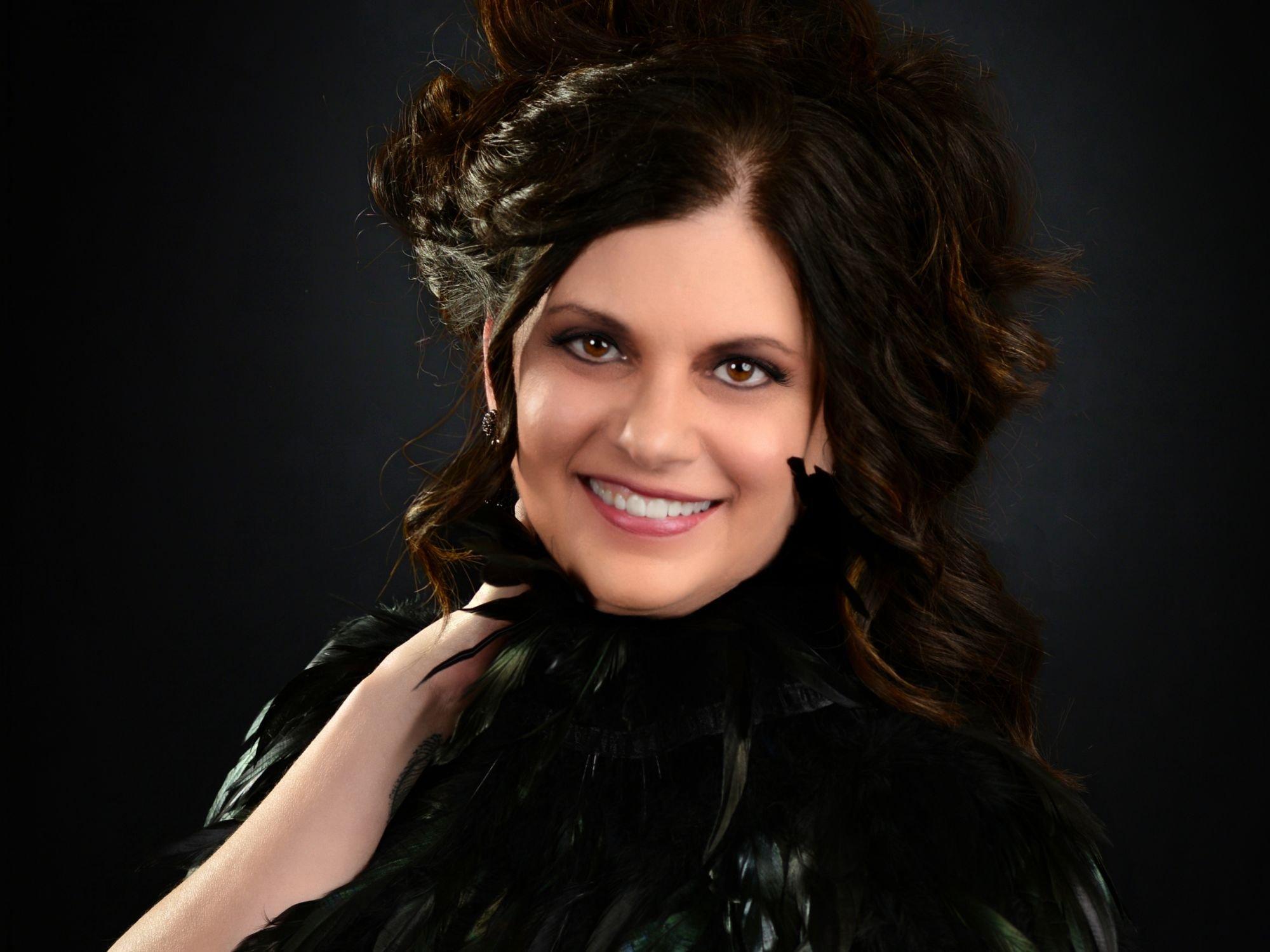 carousel-hero-element image-8