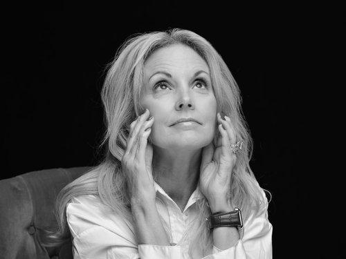 mobile - carousel-hero-element image-10