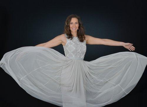 carousel-hero-element image-0