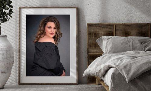 mobile - carousel-hero-element image-0