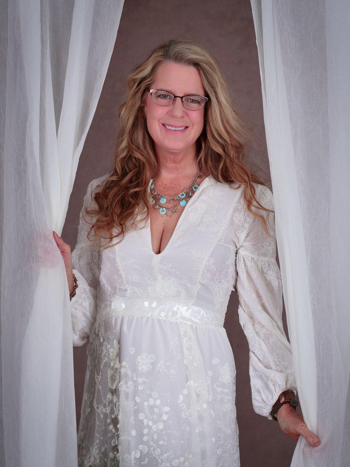 carousel-hero-element image-6